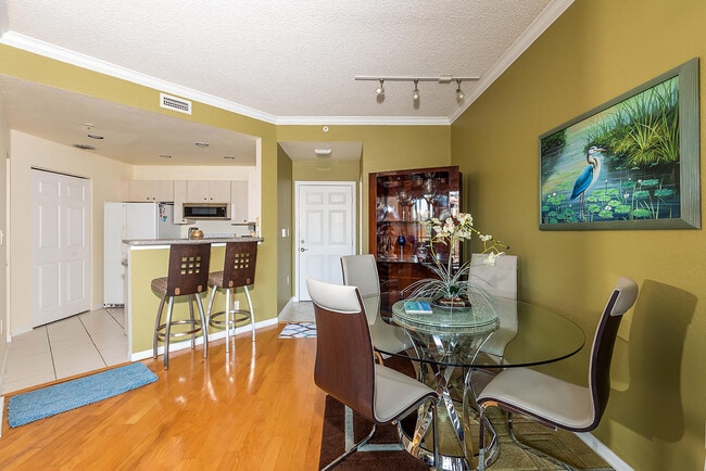 Building Photo - 1801 N Flagler Dr