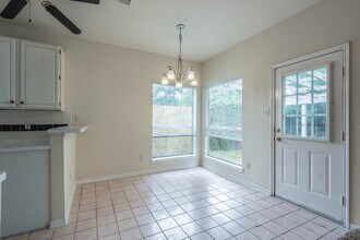 Building Photo - 17030 Macleish Dr