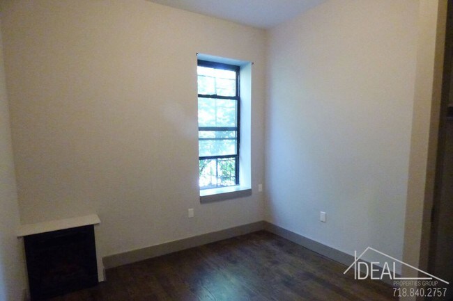 Foto del edificio - 1501 Eastern Pky