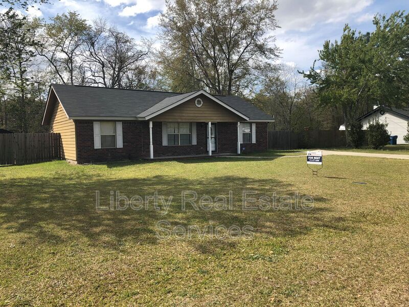 581 Jefferson Cir, Allenhurst, GA 31301 House Rental in Allenhurst