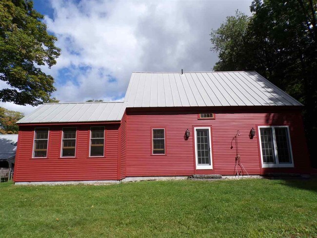 Foto del edificio - 160 Lynn Hill Rd