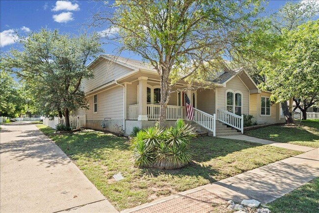 Foto del edificio - 317 Bandstand Ln