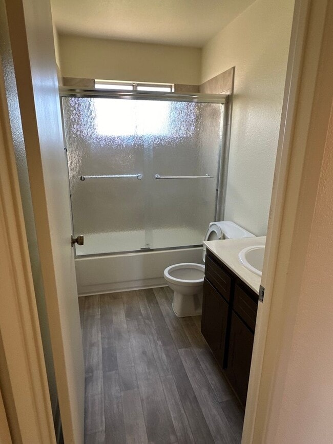 Building Photo - Adorable Rancho 3/2~~!  Please see entire add for viewings!!