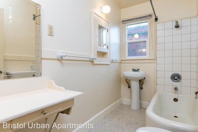 Foto del edificio - 2078 NW Everett St