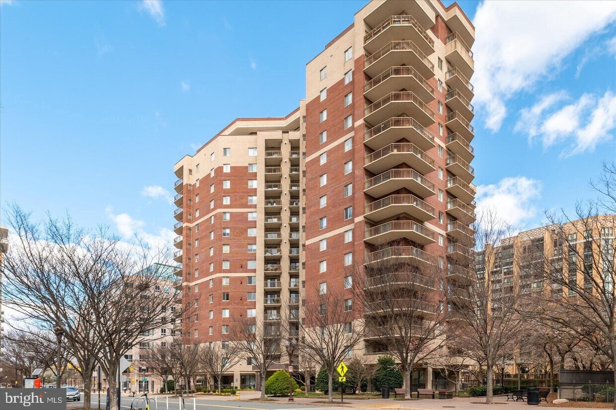 Foto principal - 901 N Monroe St