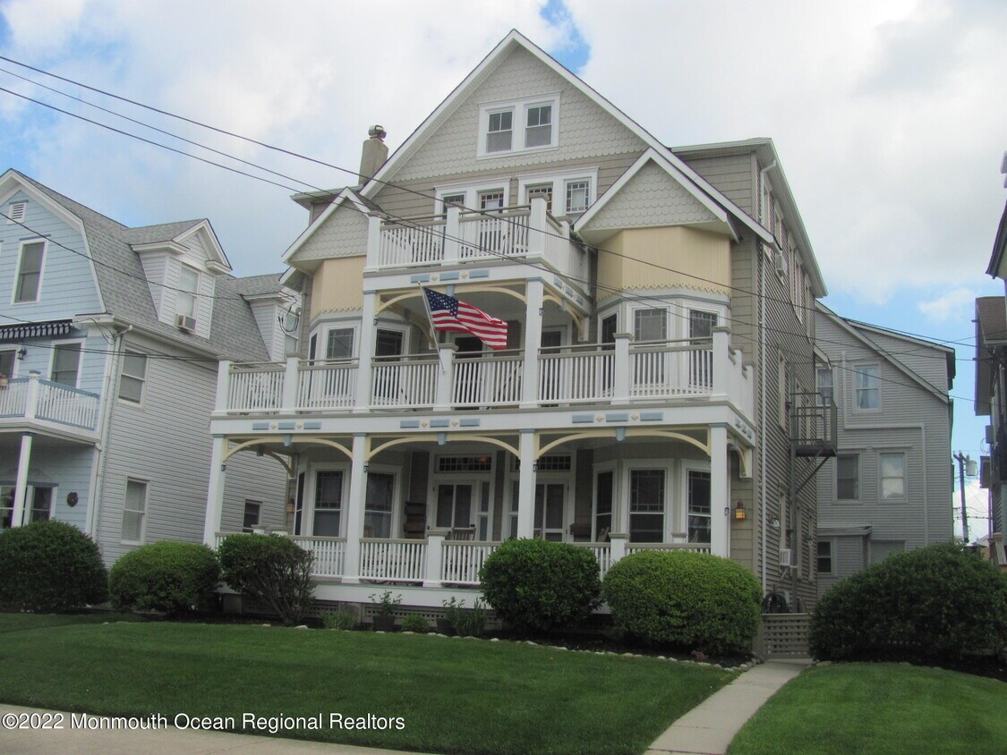 79 Abbott Ave Unit 1 west, Ocean Grove, NJ 07756 Room for Rent in