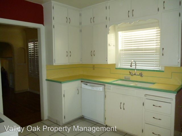 Foto del edificio - 213 N Santa Cruz Ave