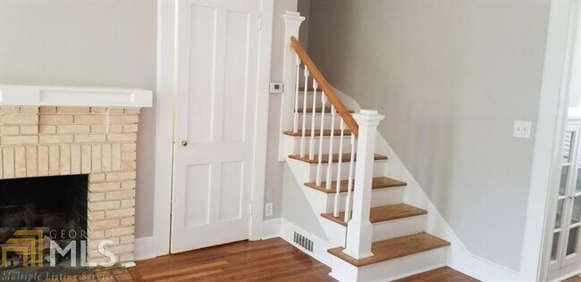 Foto del edificio - 3644 Kingsboro Rd NE