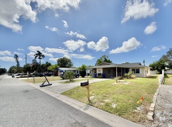 Photo - 4808 21st St W Apartment