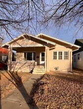 Building Photo - 1322 Lake Ave