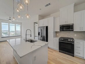 Building Photo - 2700 Old Denton Rd