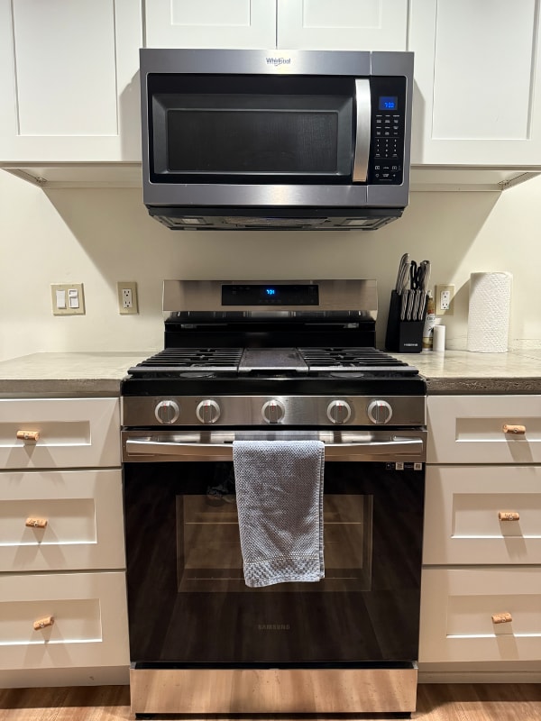 Building Photo - 530 2nd Pl