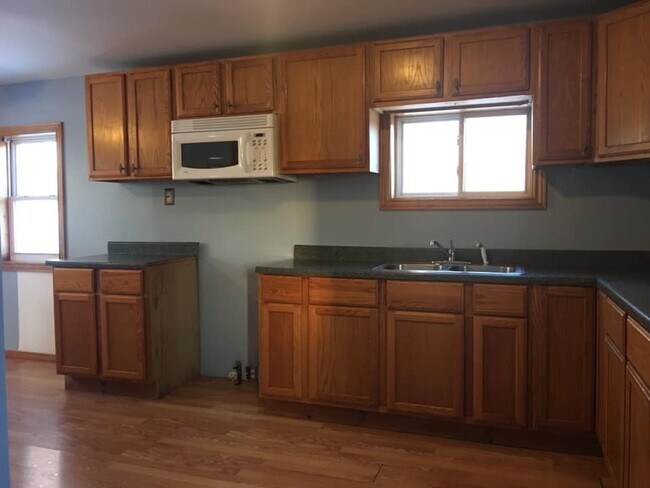 Foto del edificio - 24512 1st St