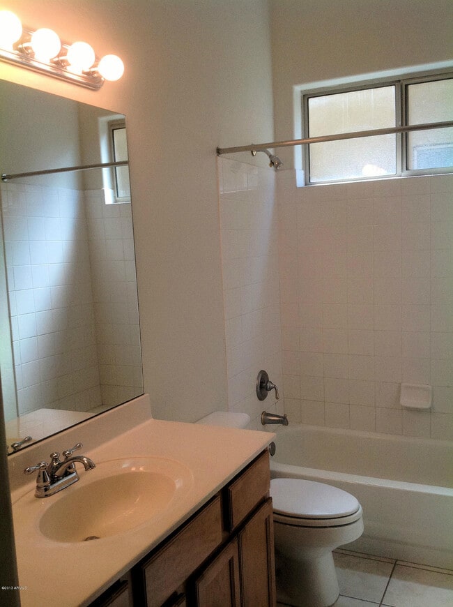Building Photo - 14442 Agave Dr