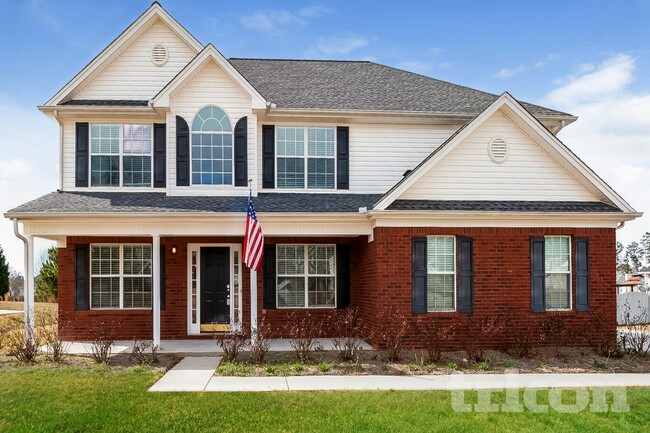 Building Photo - 12755 N Hill Dr