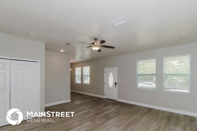 Building Photo - 505 Waller St