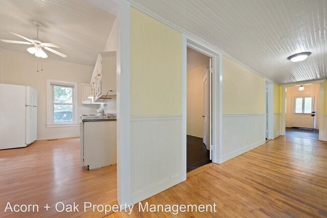 Building Photo - 4 br, 2 bath House - 511 N. Greensboro Street
