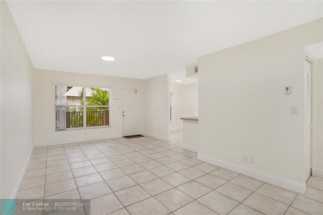 Building Photo - 5508 Courtyard Dr