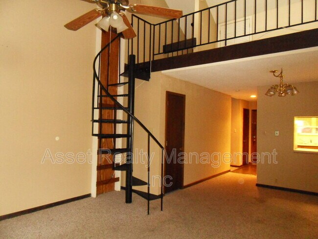 Foto del edificio - 102 Walnut Ln