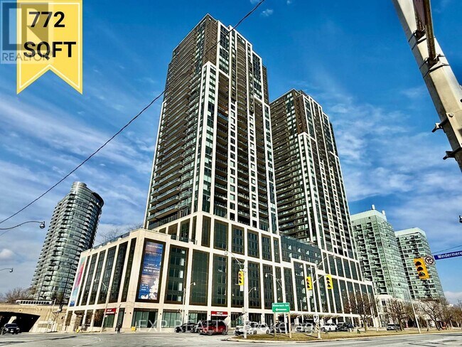 Photo du bâtiment - 1928 Lake Shore Blvd W