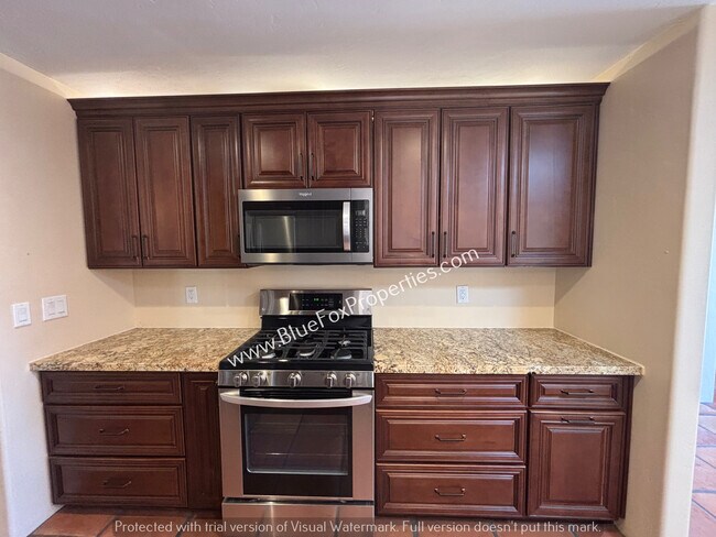 Foto del edificio - 4456 E 15th St