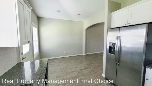 Building Photo - 3 br, 2.5 bath House - 9917 Landry Drive L...