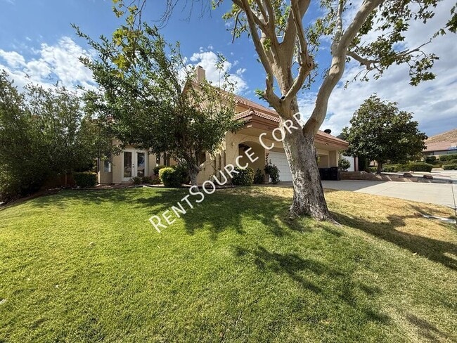 Foto del edificio - 40270 Homeridge Dr
