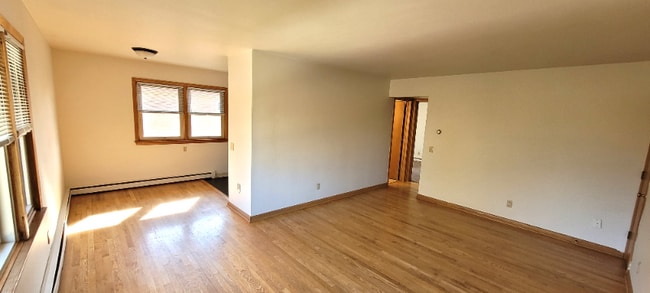 Building Photo - 926 High St