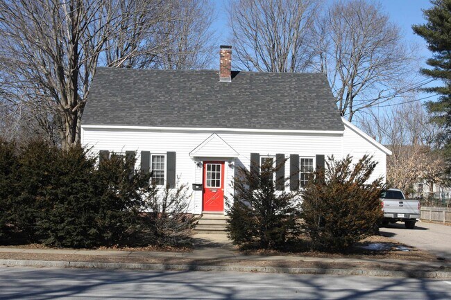 Building Photo - 94 Portland Ave