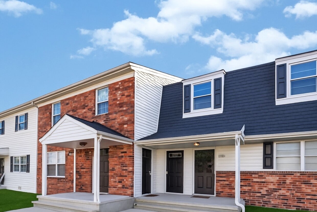 Primary Photo - Hamilton Estates Apartments