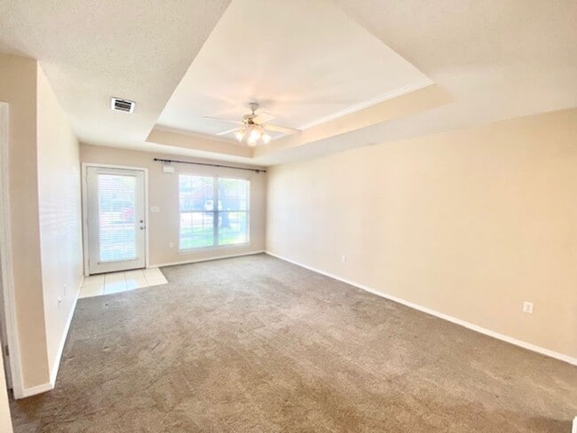 Foto del edificio - 4557 Barrington Ln