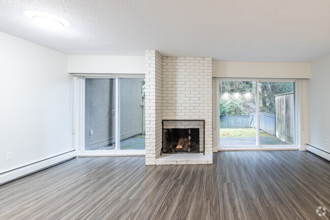 3BR, 2.5BA - 1,404SF - Living Room - Twin Lakes