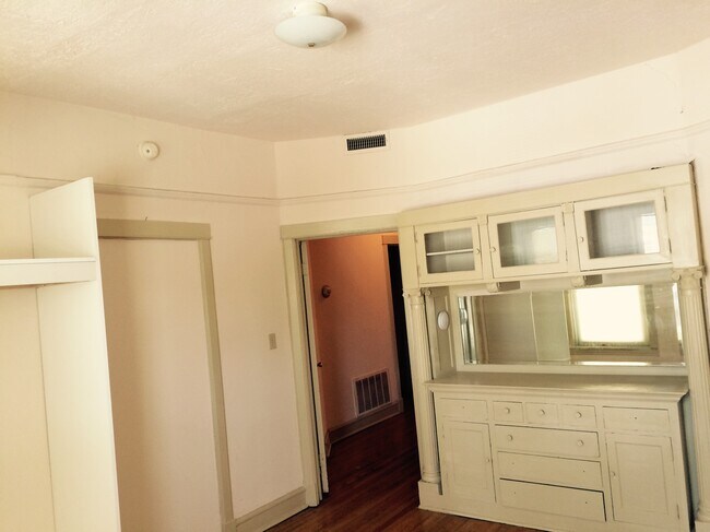 Foto del edificio - 811 N 22nd St