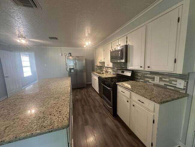 Foto del edificio - Cozy remodeled home
