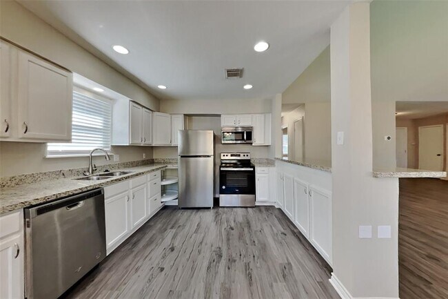 Building Photo - 3111 Founders Green Cir