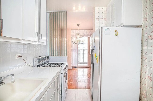 Foto del edificio - 464 Neptune Ave