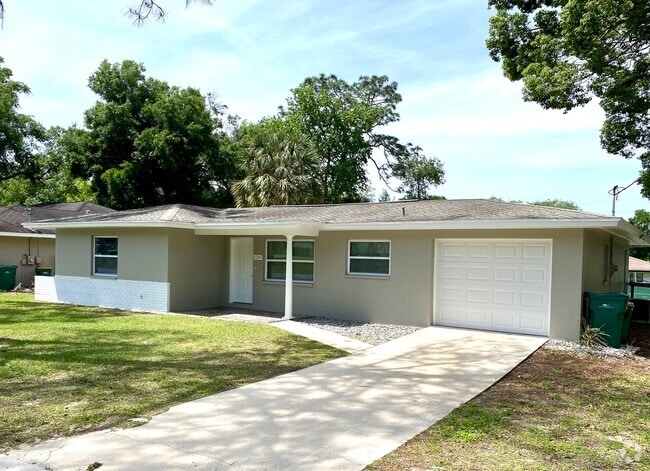 Building Photo - 1214 Eden Dr