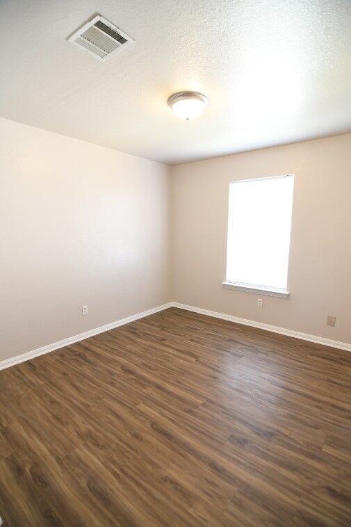 Foto del edificio - 212 Dalgoner Ln