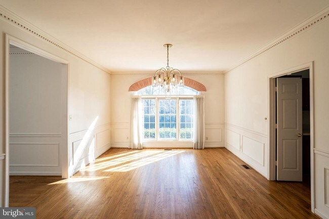 Foto del edificio - 9001 Saunders Ln