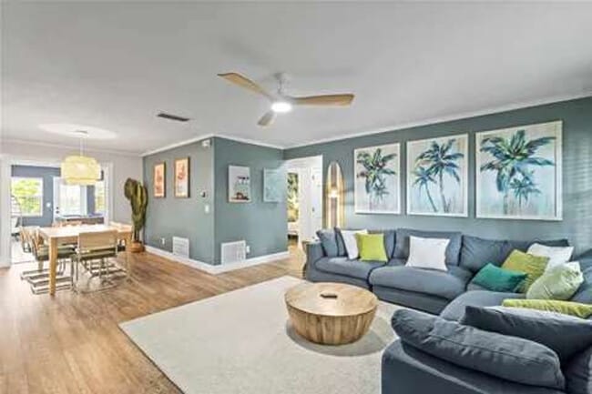 Building Photo - 1596 Idle Dr NE