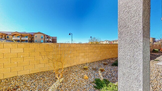 Foto del edificio - 2 WEEK FREE RENT *excludes recurring fees* Cozy 2-story, 3BR 2BA townhome in a new community in N...