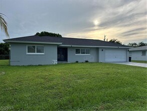 Building Photo - 5212 Santa Rosa Ct