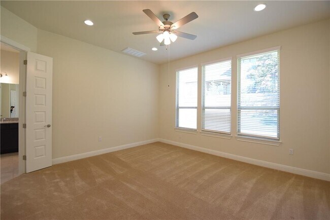 Building Photo - 16337 Donoher Dr