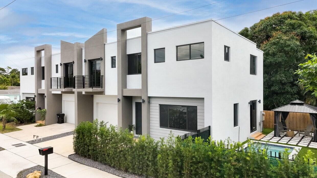 Foto principal - 704 SW 7th St