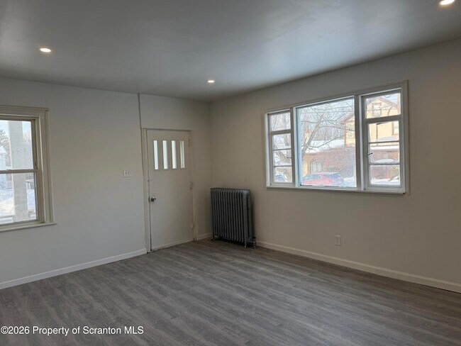 Foto del edificio - 101 Clarkson Ave