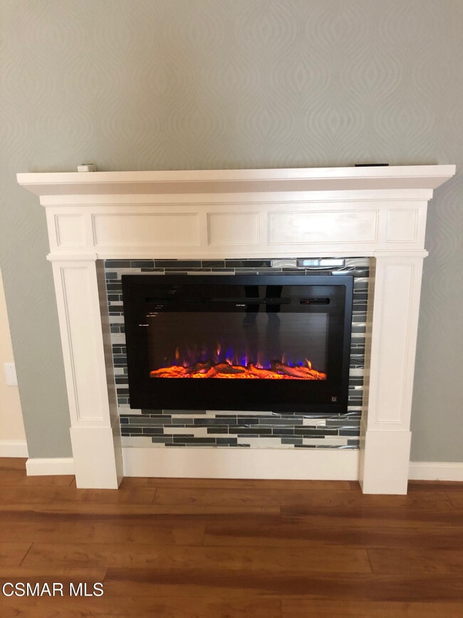 Foto del edificio - 1191 Calle Contento