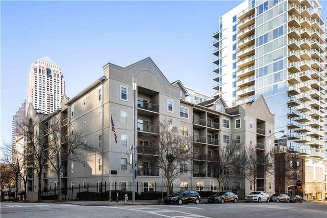 Peachtree Walk - Peachtree Walk Apartment