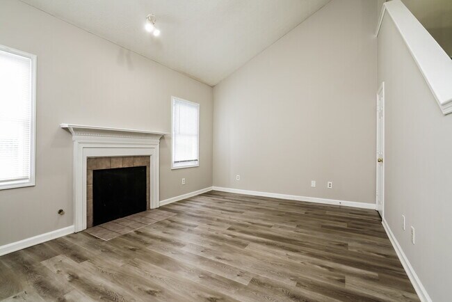 Foto del edificio - 2318 Wellington Cir