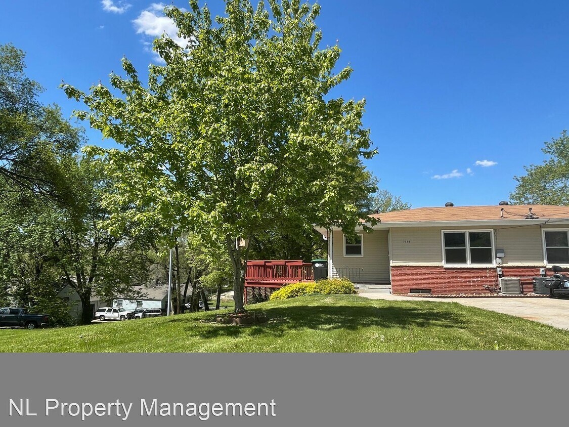 Foto principal - 3 br, 1 bath House - 7704 N 33rd Street