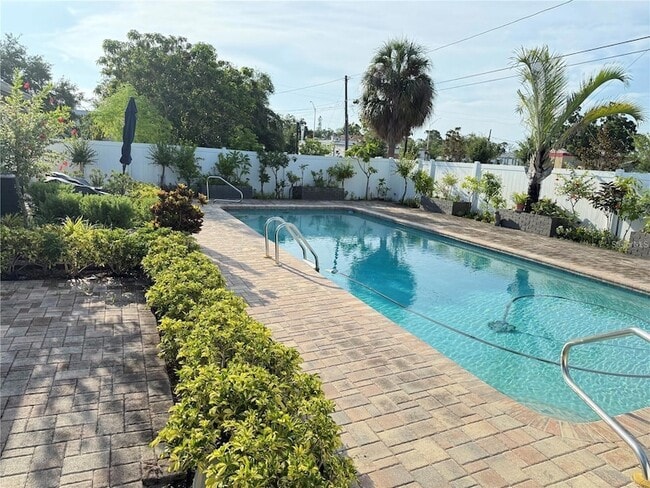 Photo - 440 50th Ave N Apartment